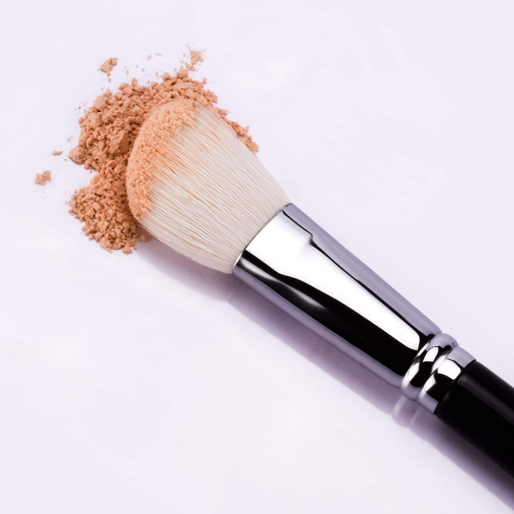 F610 - SMALL ANGLED CONTOUR BRUSH - EIGSHOW Beauty