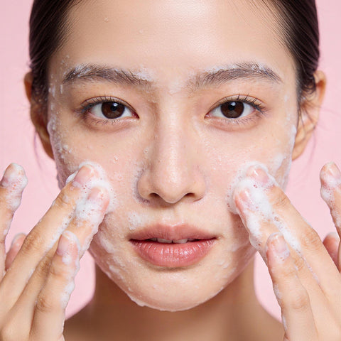 SKINEVER Niacinamide Brightening Scrub Cleanser