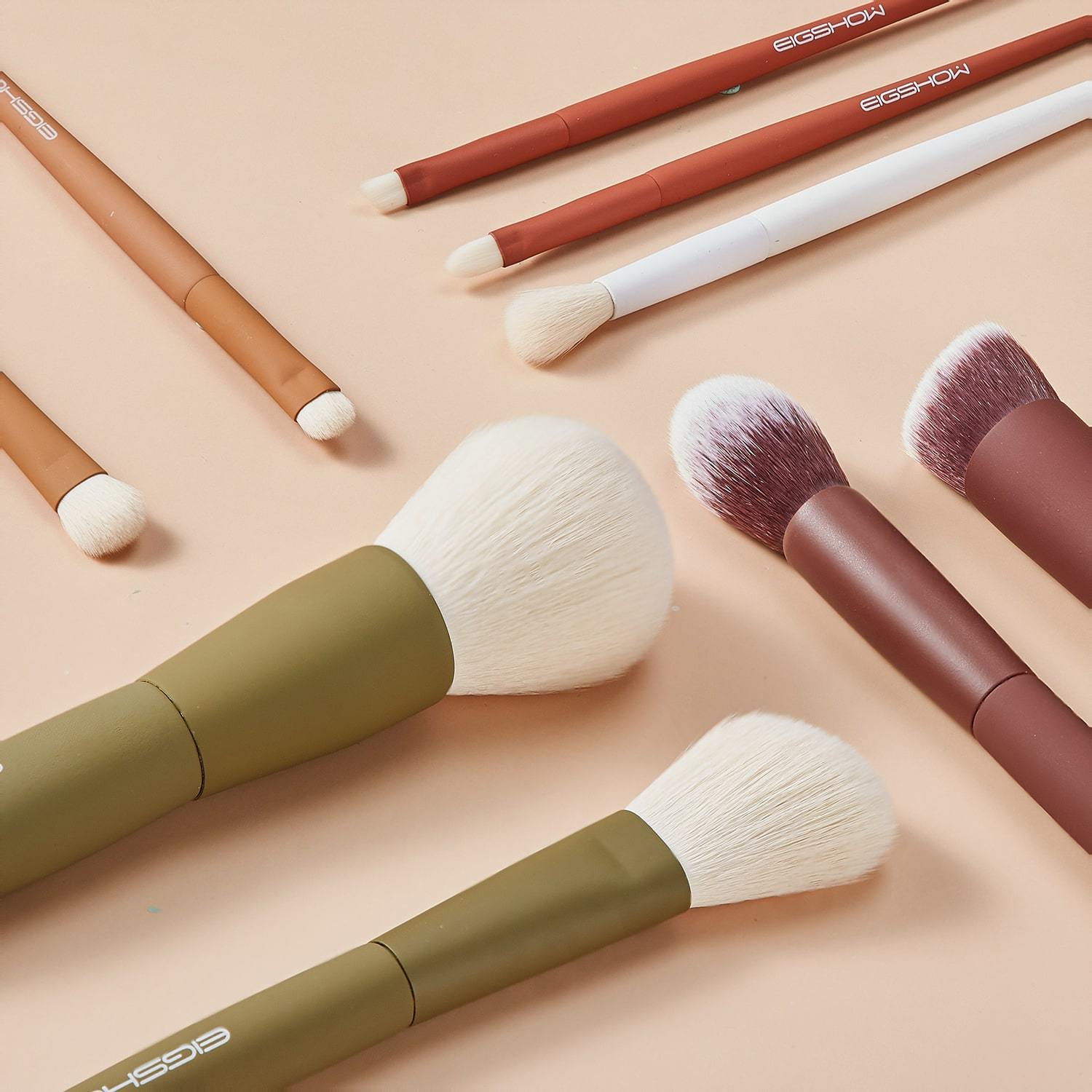 5-COLOR SERIES - 9 PCS MAKEUP BRUSH KIT WITH A POUCH - EIGSHOW Beauty
