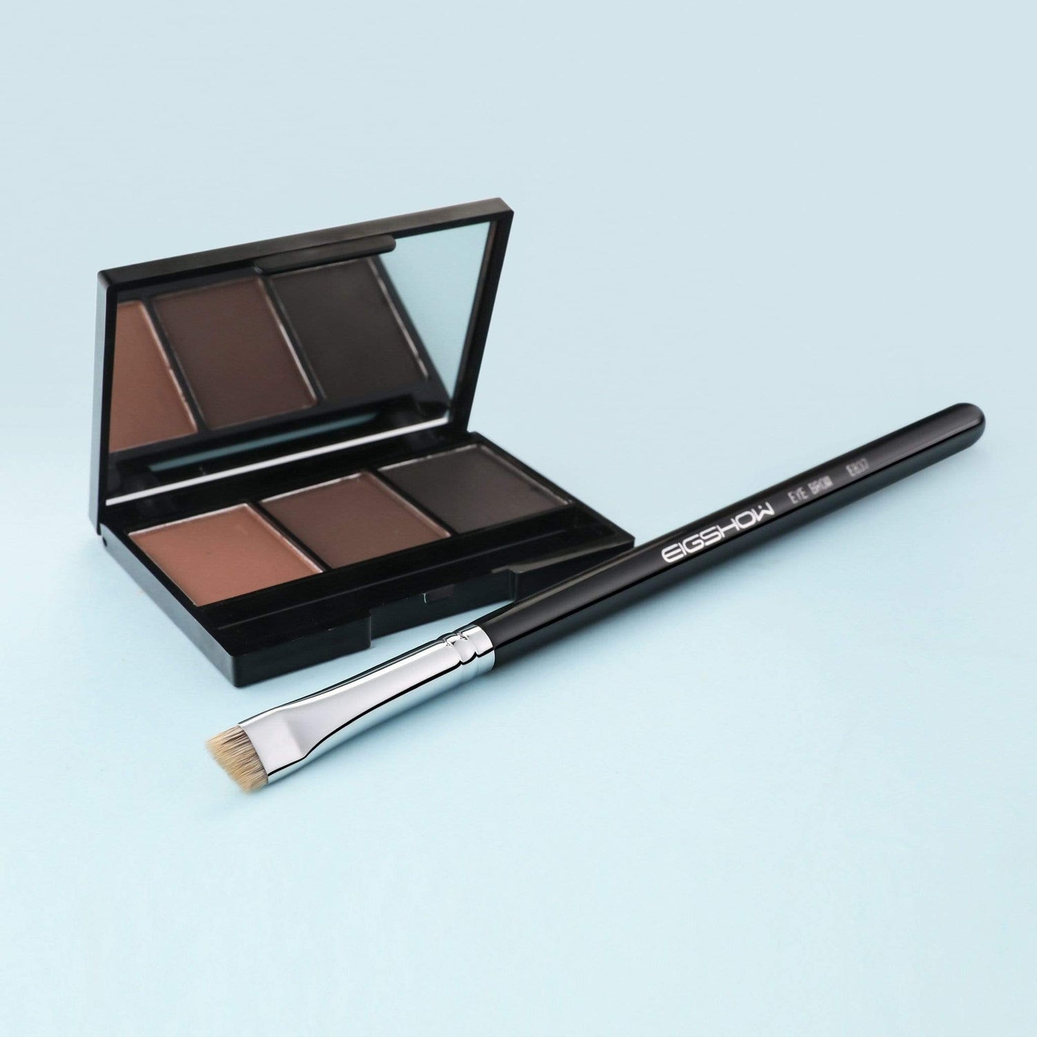 E837 - ANGLED EYE BROW BRUSH - EIGSHOW Beauty