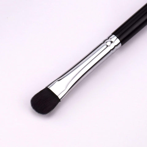 E840 - EYE SHADOW BRUSH - EIGSHOW Beauty