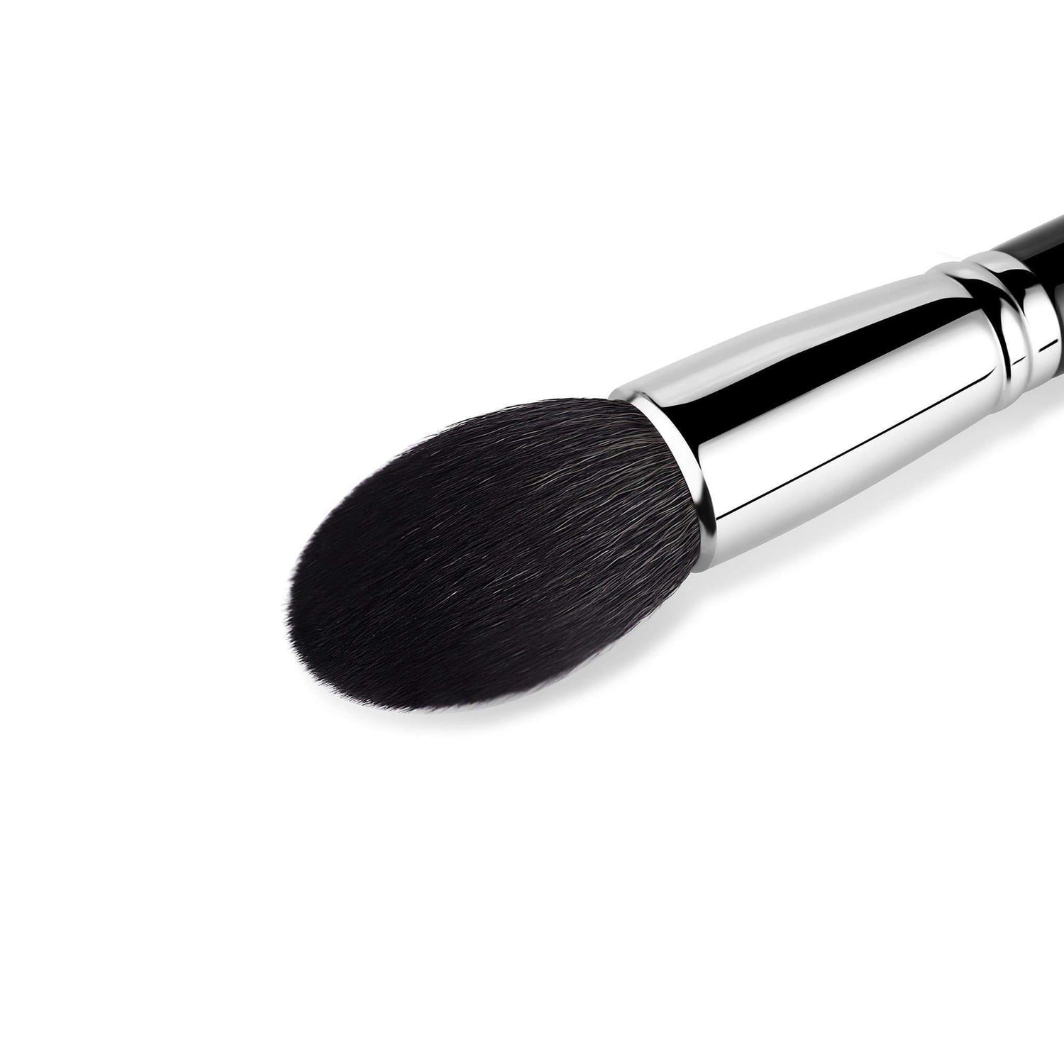 F607 - TAPERED FACE BRUSH - EIGSHOW Beauty