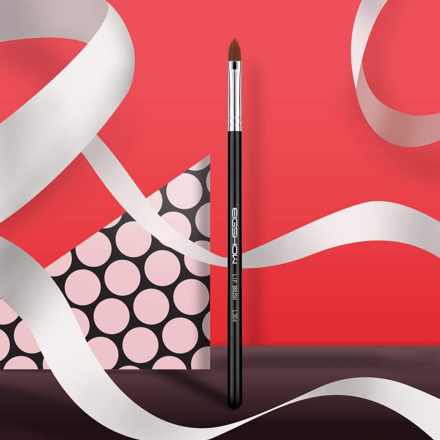 L304 - LIP BRUSH - EIGSHOW Beauty